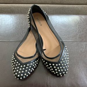 11w Silver studded torrid flats